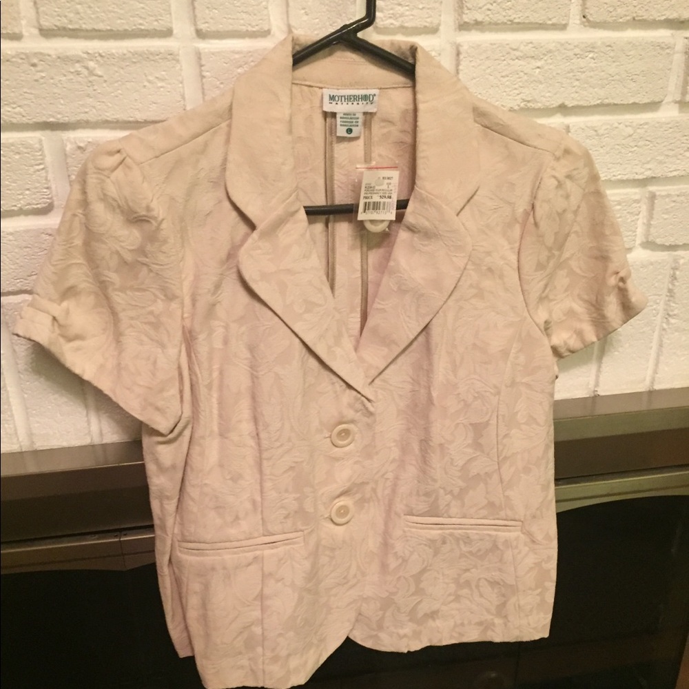 NWT maternity blazer